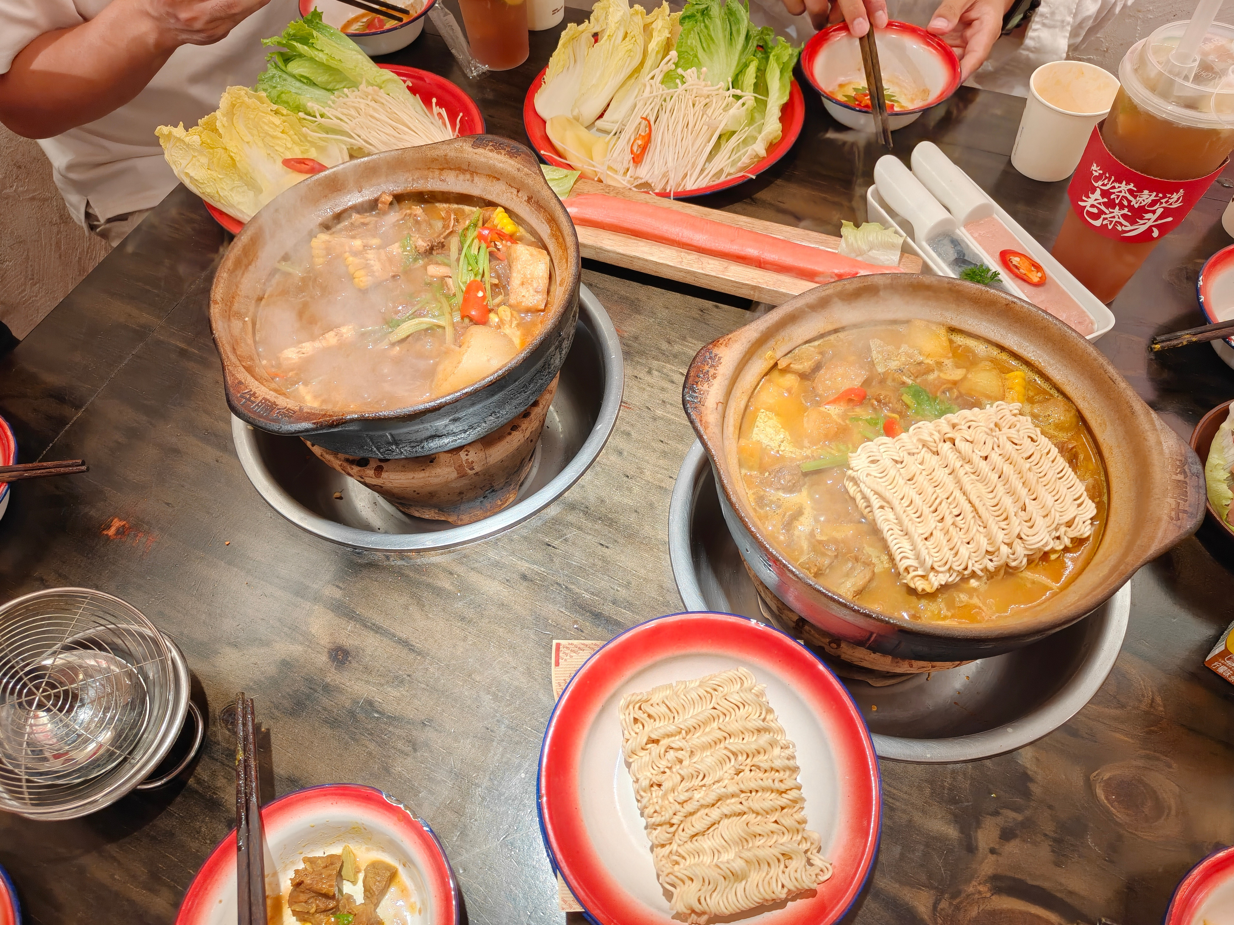 吃饭了吗，同学们！🍚_(:з」∠)_咖喱牛腩煲好好吃啊，记得努力干饭，好当卖力