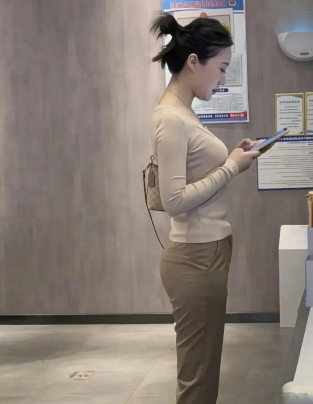 没看错的话，这应该算是普通人里的天花板了吧