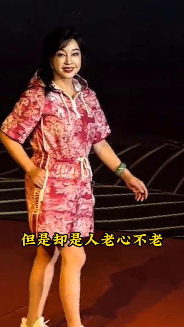 情感观念：刘晓庆竟然有这样的特殊癖好。万万没想到刘晓庆竟然有这样的特殊癖好。虽