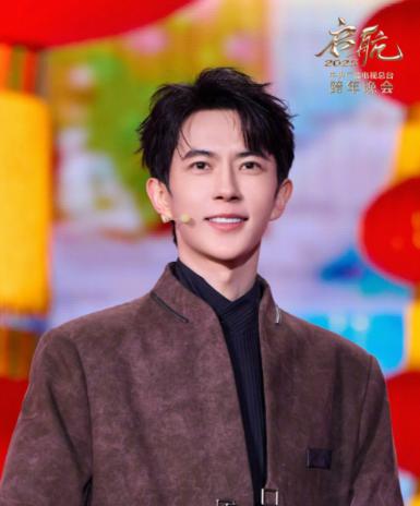 于朦胧戳中打工人！公司注销不躺平还工作于朦胧的公司在七月就注销了，其实
