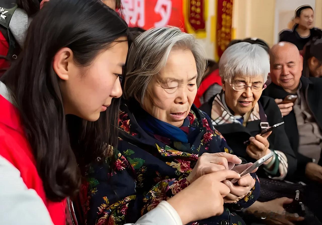 济南这波操作，直接给我看愣了。全国所有60岁以上的老人，注意，是“全国所有”，