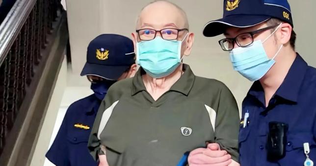 82岁的台湾退役中将高安国因为支持统一，发表爱国言论，被民进党当局关押半年多，如