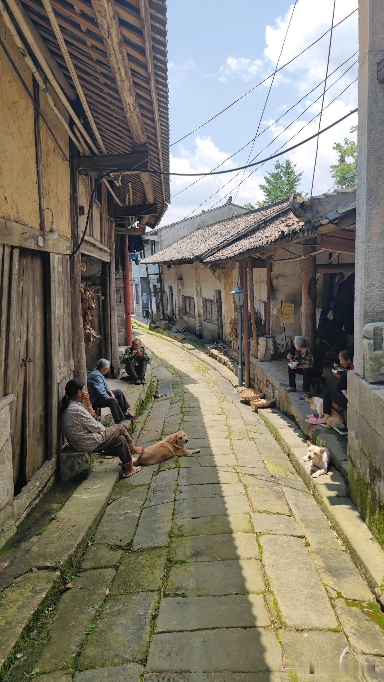 这几年去过的山区古村落，都是非常原生态的地方古村落风景
