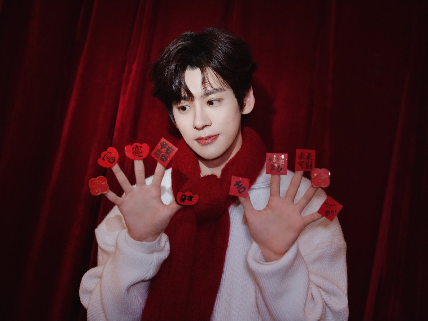 魏哲鸣可爱宝宝，㊗️你2026顺顺利利，健康平安好宝一切顺利！！！