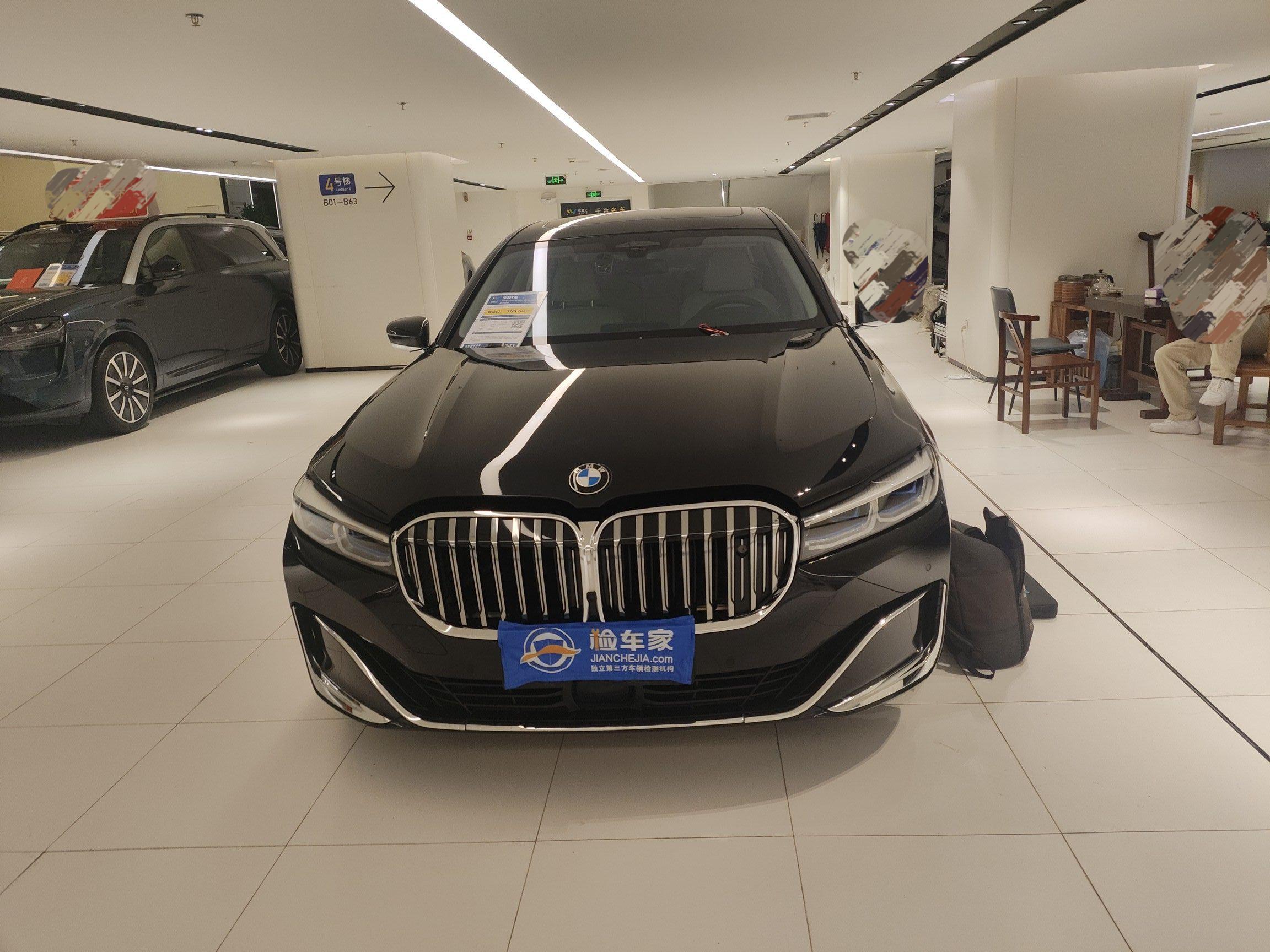 100万买尊界S800，我还得给人解释；100万买宝马760Li二手车，别人照