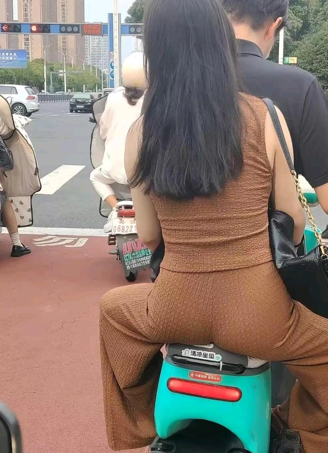 就不能多扫一辆共享单车吗？这样多难受！