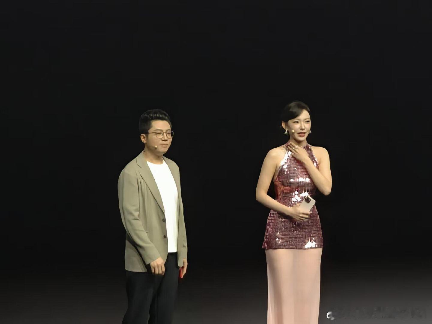 生图美成这样，今天妆造也好看。程潇粉色仙女裙程潇红包变魔术​​​