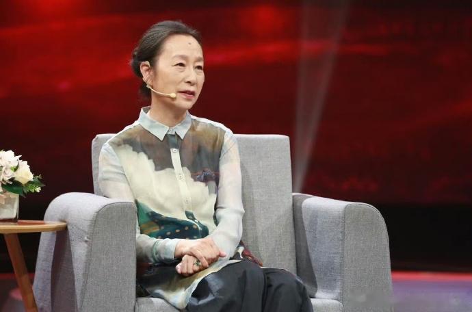 没想到、属实没想到，奚美娟居然是“老登”……此前，郝蕾说娱乐圈的“老登”，从