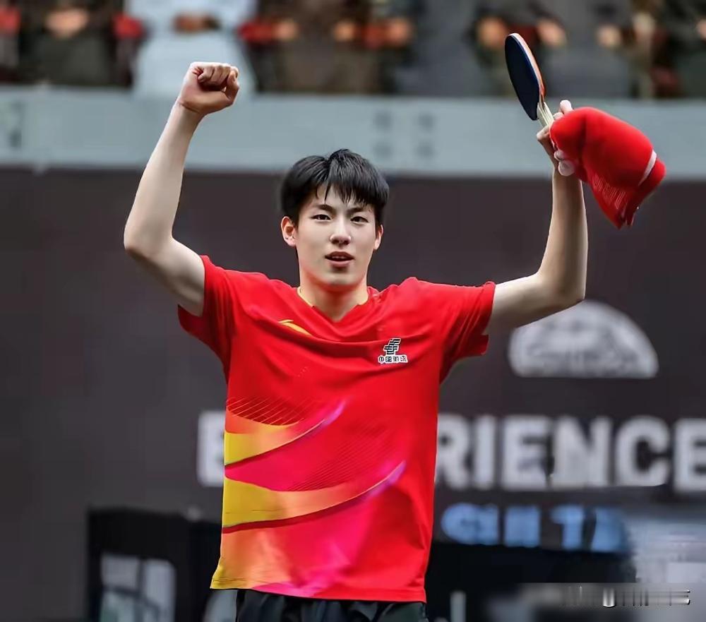 国乒队员们，听我一句劝，手机这东西，真不能随便丢！小将温瑞博，前脚刚把樊振东