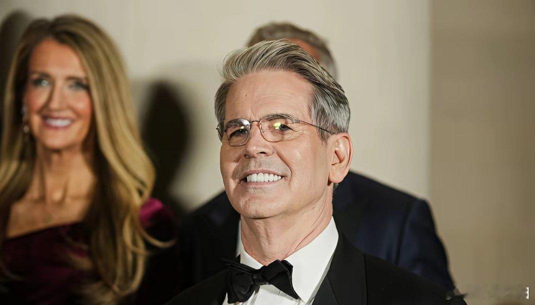 【美国财长表态：中国正按计划履行美国大豆采购承诺】华盛顿时间2025年12月3日