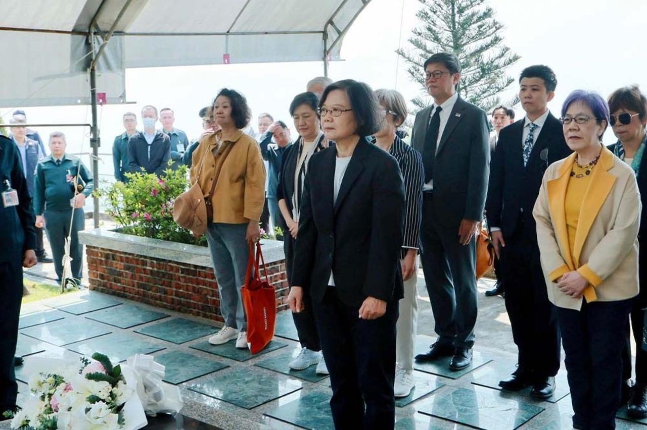 台湾地区前领导人蔡英文发表声明， 2026年4月5日，正值中华民族慎终追远的