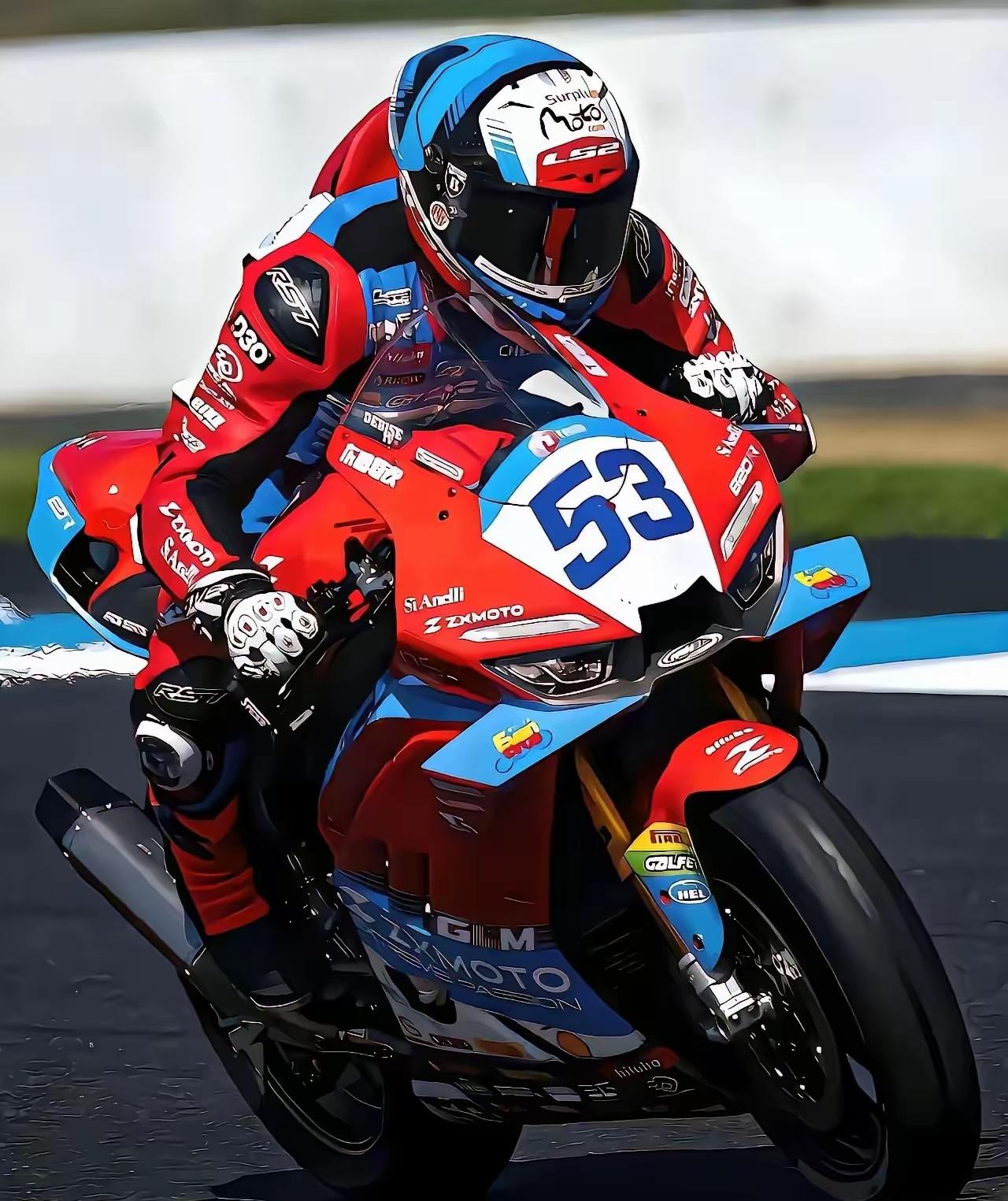 据说川崎、本田、雅马哈、铃木等日系机车全面降价，其中川崎降价幅度最大，达三万元。