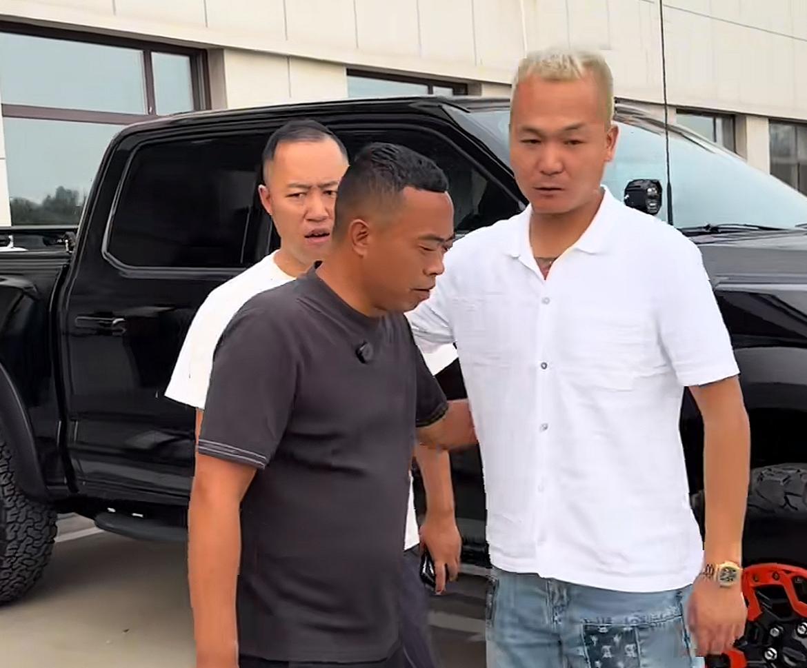 吉林“狗王”潘宏真的是闷声发大财！一天平均出货量高达60吨（狗粮），这还不算“