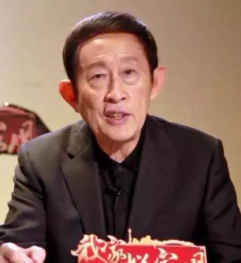王立群教授说：“喜欢权力的领导，一般不会重用能力比自己强的人，也不会重用老实能