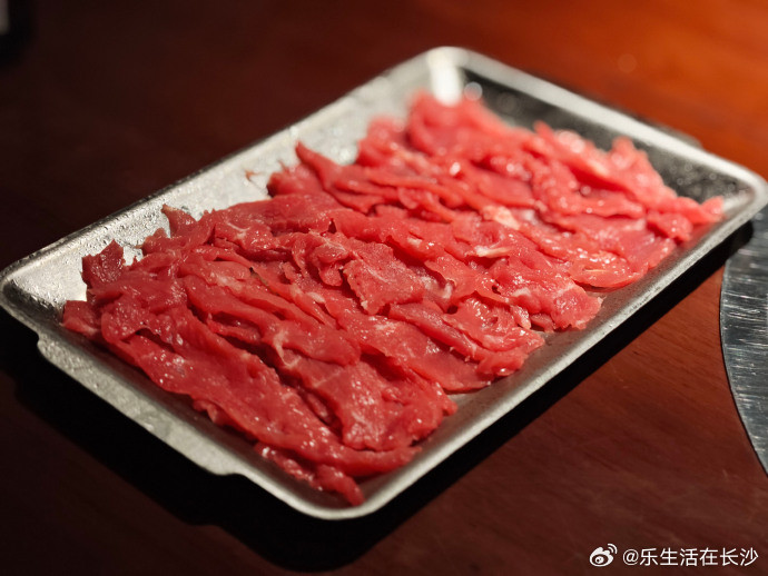 【 牛肉总炖得又硬又塞牙？其实不是肉不好，是方法没对。选对部位是关键...