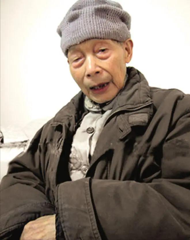 1949年，一个国民党少将特务，错过了逃往台湾的最后一班飞机。他没有战死，没