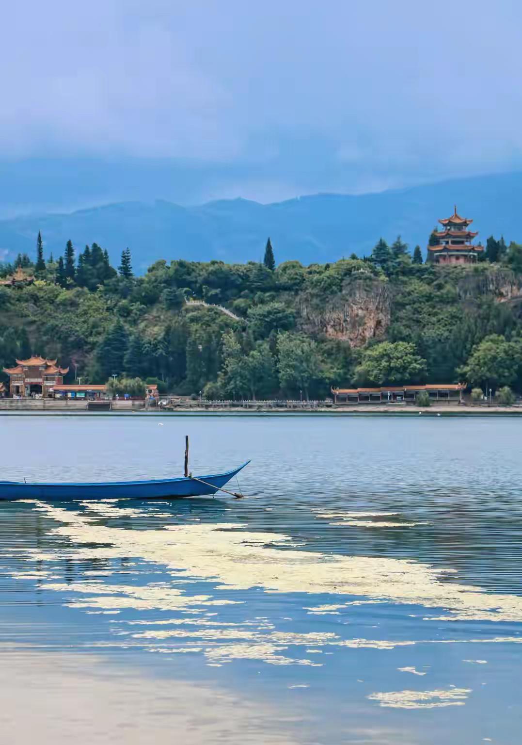 华晨宇抚仙湖项目被叫停，到底是谁的责任？华晨宇抚仙湖演唱会说停就停，舞台都快