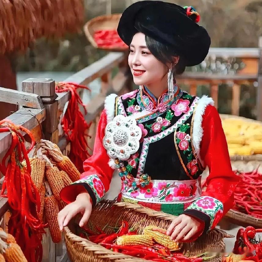 云朵音乐道路上的三位贵人第一位刀郎是刀郎一手把一位喜欢唱