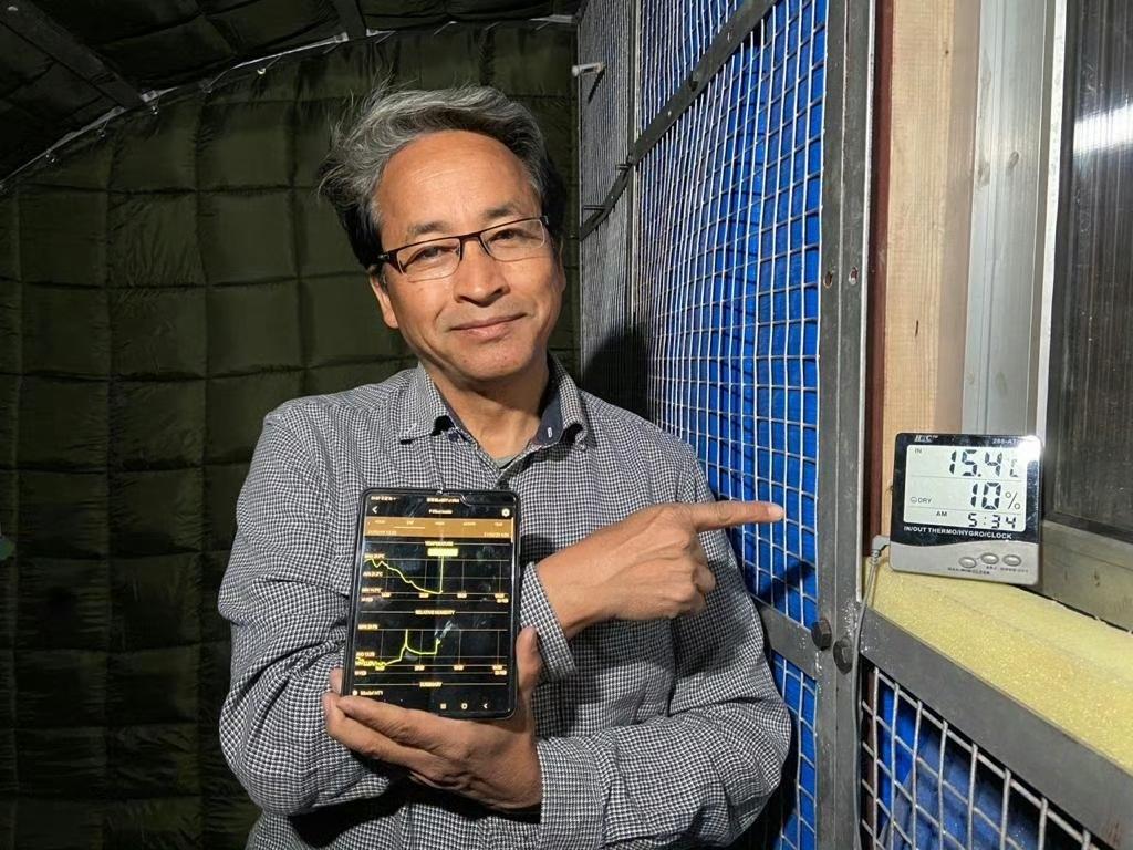 出生于印控克什米尔地区拉达克的“气候活动家”索南旺楚克，《三傻大闹宝莱坞》中阿米