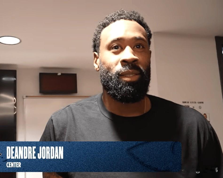 感恩！小乔丹谈保罗：“保罗肯定会进名人堂的。”“他是我合作过最好的控卫。