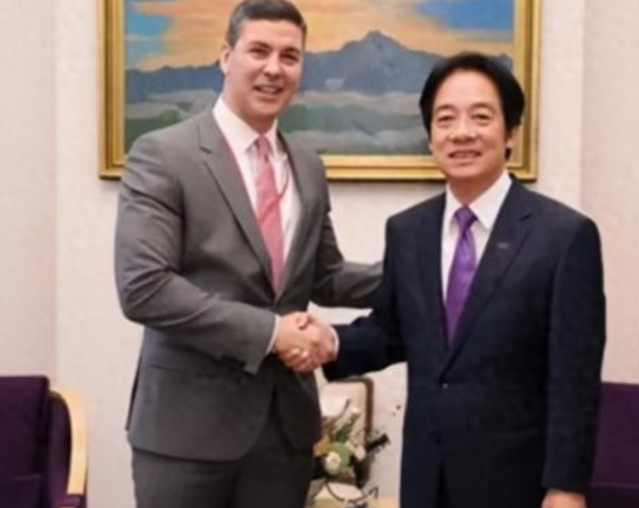 第二个立陶宛出现了？主动邀请赖清德访问，中国68年的友谊喂了狗巴拉圭总统佩尼