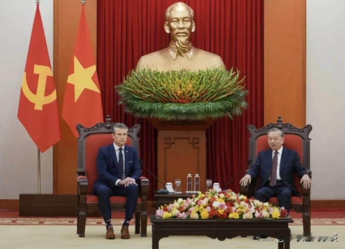 越南偷偷磨刀防美国。这份绝密文件撕破了谁的伪装？美联社最近搞到了一份猛料。越