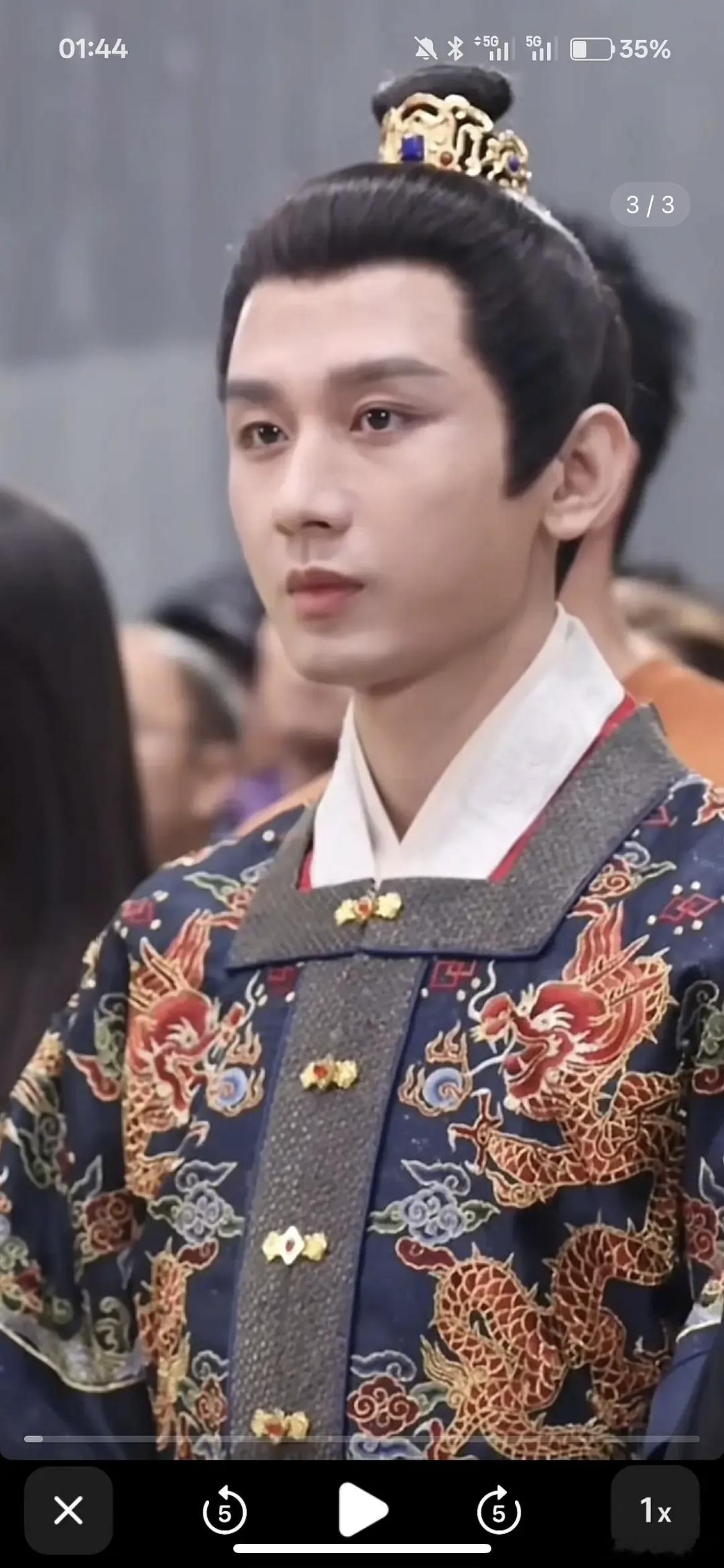 成毅这个脸是什么原因？为什么看起来这样不是愁，就是怪怪的。是脸太短还是什么原因