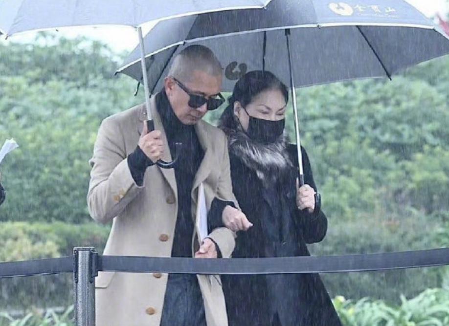 汪小菲真是一个“好前夫”。大S去世一年多，两人离婚4年多，汪小菲还在为大S生