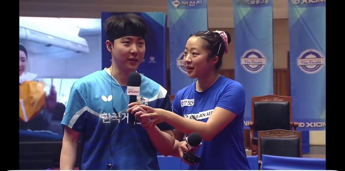 全韩锦混双夺冠后，申裕斌再次督促林钟勋“快说老婆我爱你”！1月26日，全韩锦混