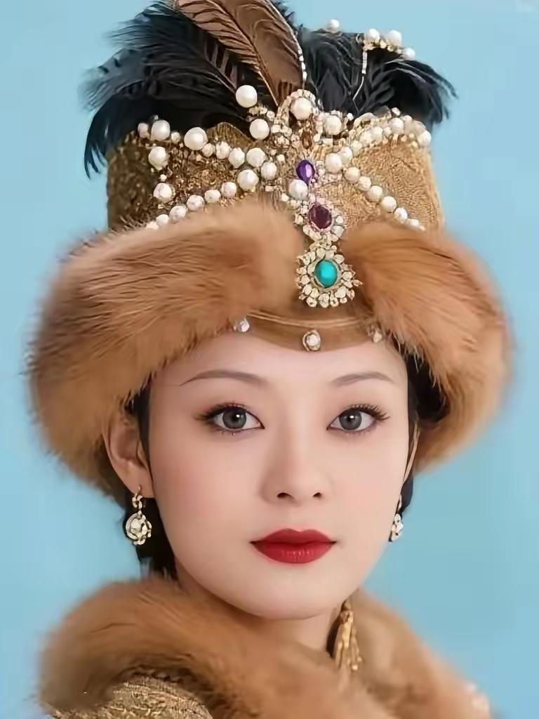 传言说，孙俪将要出演新版红楼梦里的王熙凤。但这不是官方消息，我们暂不讨论真假。先