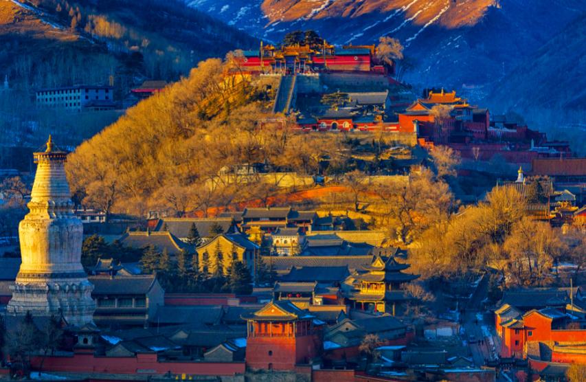 中国十大儒佛道场排行榜华夏文明源远流长，儒佛两大文化体系交相辉映，滋养着民族