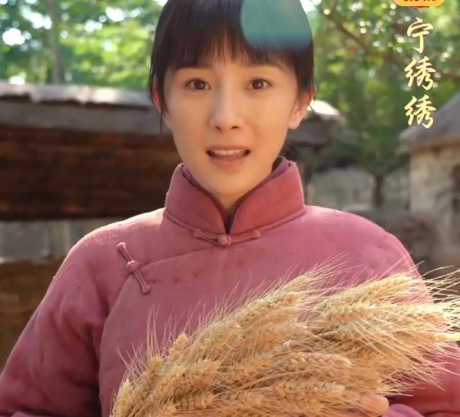 《生万物》爆了之后，杨幂可能会和赵丽颖一样陷入“无戏可拍”的状态。拍的最多的偶