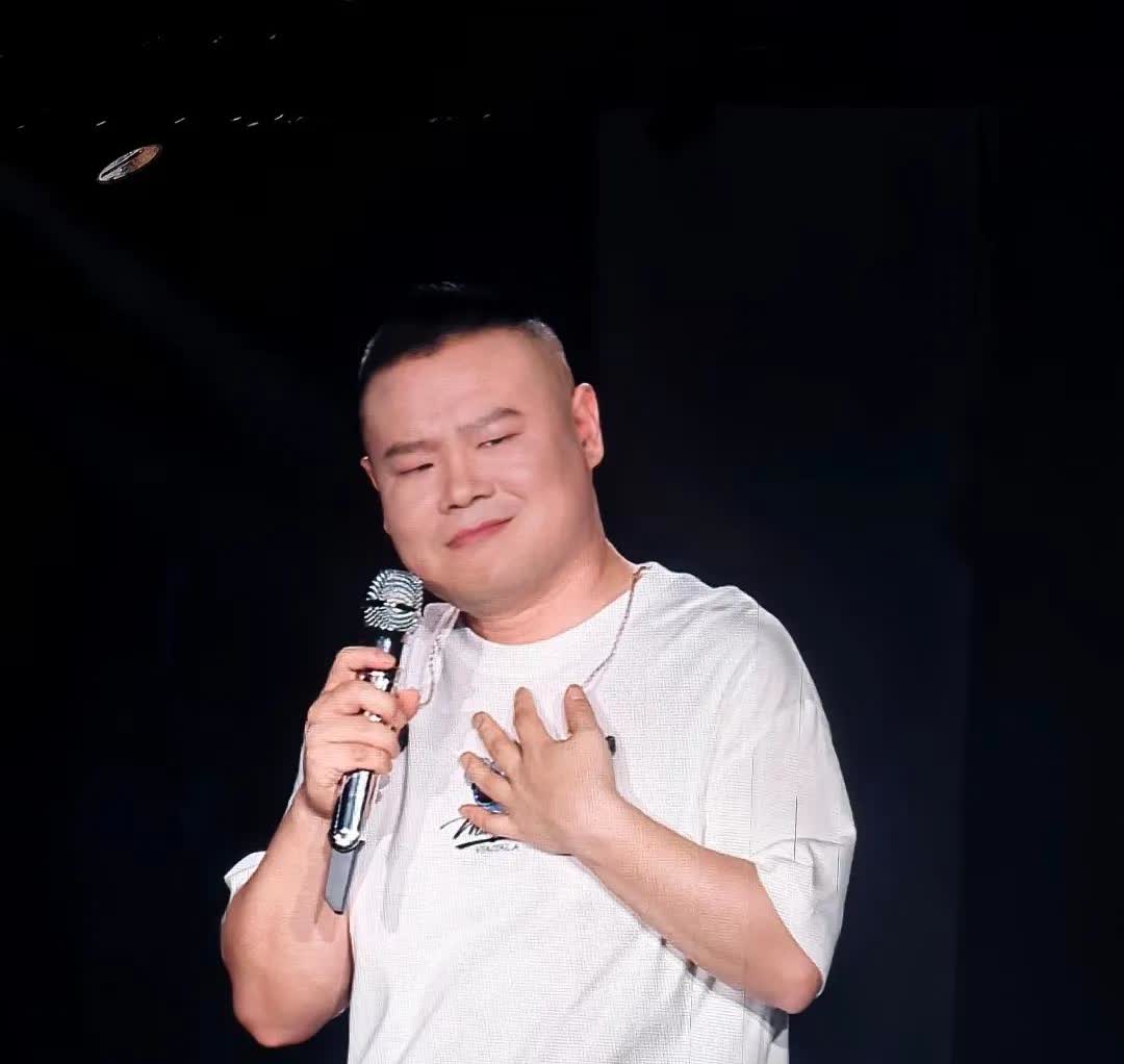 郭德纲真的没料到，岳云鹏自己也没料到，德云社都惊讶了，自己师哥演唱会居然