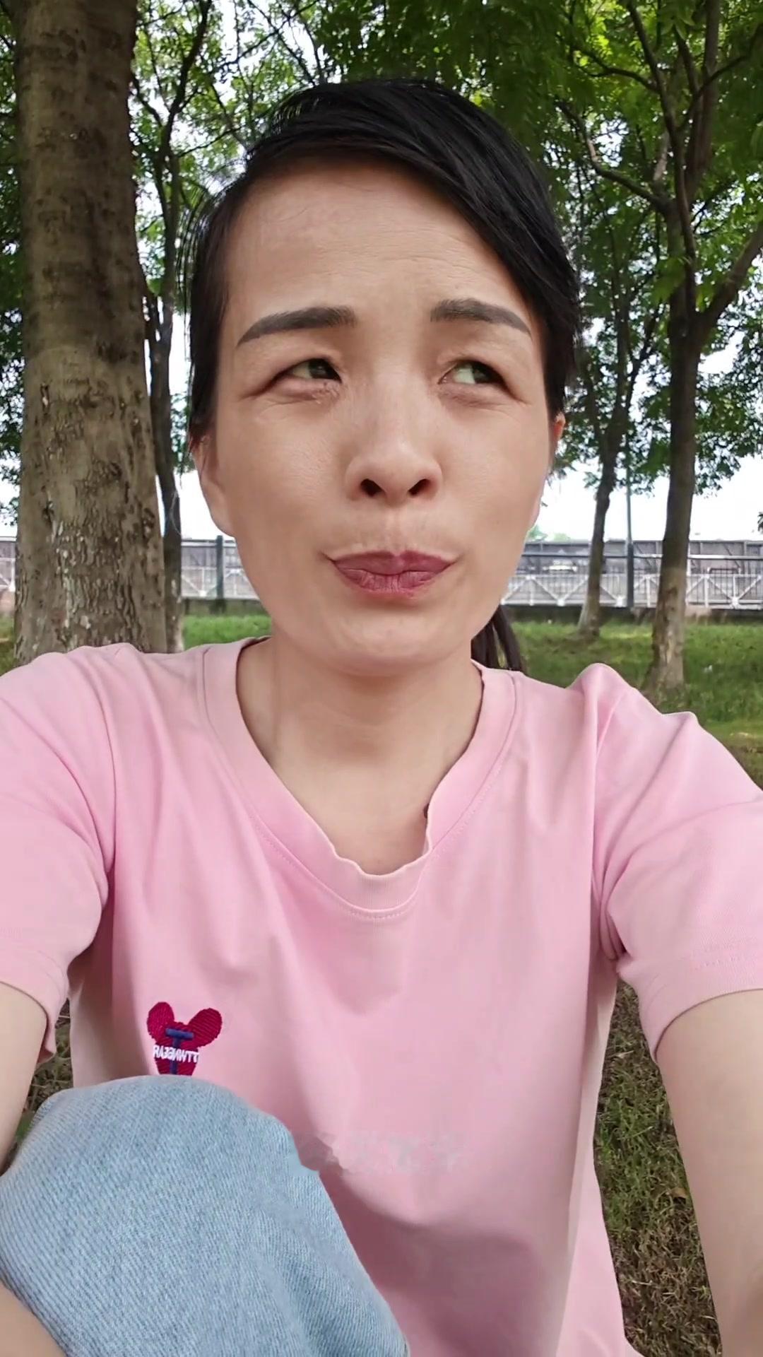 周末处理售后问题，客户家我已跑了三趟，师傅也来两次，却越修越亏。装修本是夫妻共同