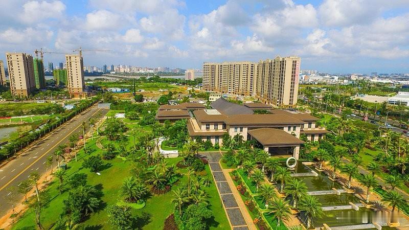 海口楼市：截至9月24日，美兰区房价从1.4万回落至1.3万，房价高地秀英区，