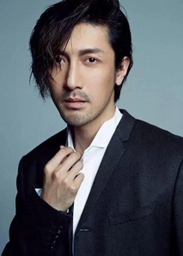 <em>张鲁一</em>选角引争议