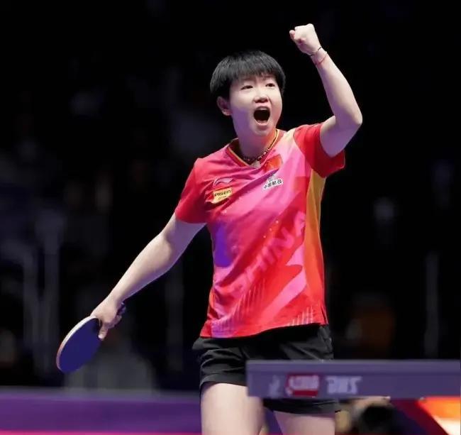 孙颖莎，被评为本年度，“全国体育十佳运动员”!她也是唯一获奖的乒乓球选手