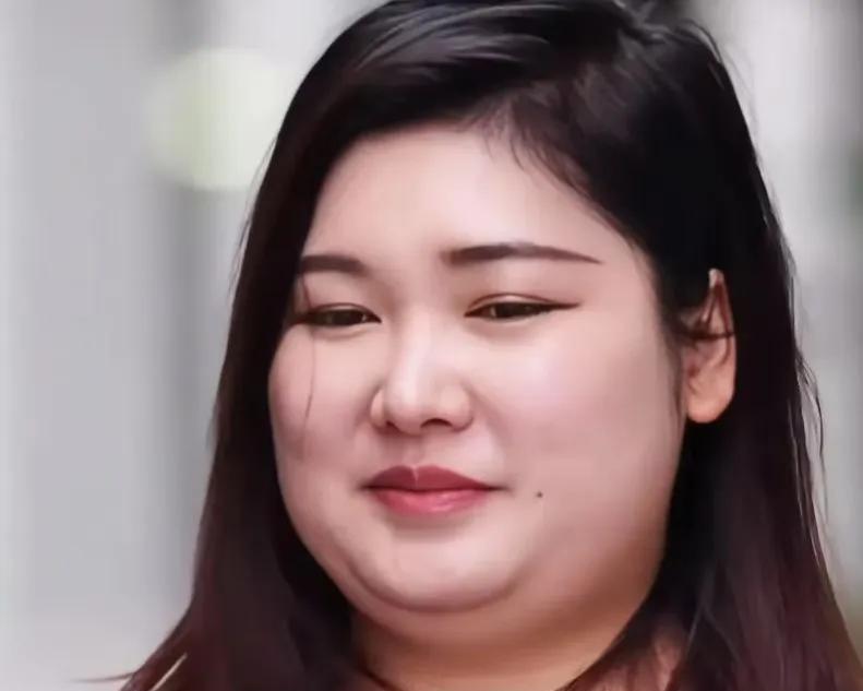 “到底是谁给她的自信？”32岁的她，体重超标，至今未婚，相亲经历已超过百