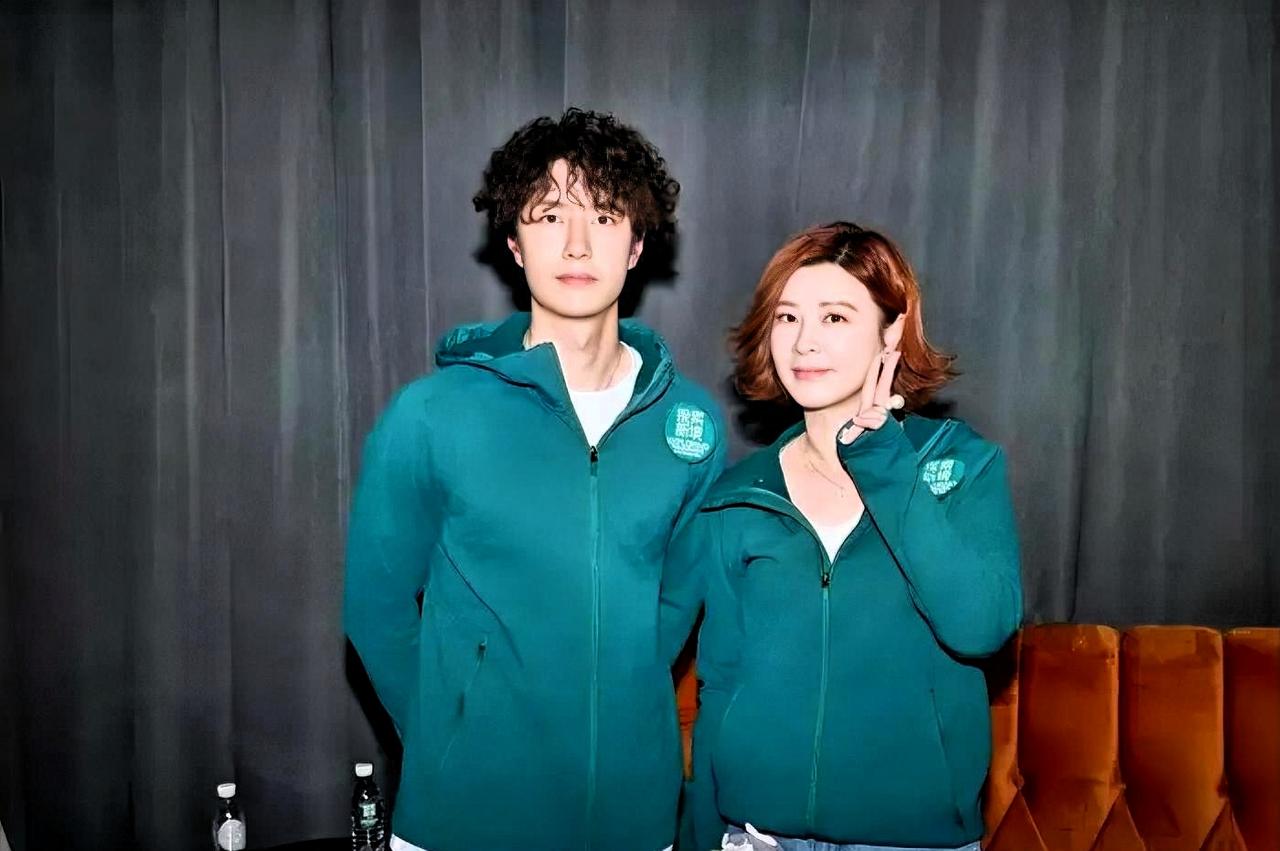 1. 乐华方面有极强续约动力：王一博对乐华至关重要，2025年他为乐华贡献了4.