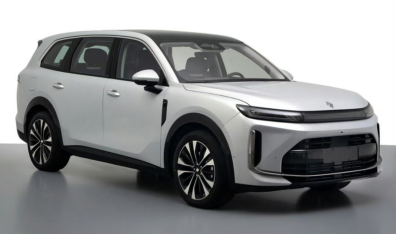 宝骏华境S申报图，又双叒叕一款大型SUV[捂脸哭]车长5235mm轴距3105mm