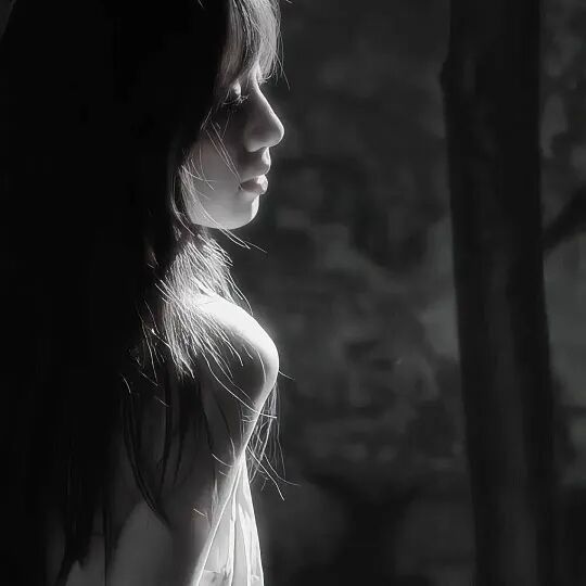 𝑾𝒆𝑪𝒉𝒂𝒕｜质感女头｜ins风头像｜经典款｜耐看型｜无水印