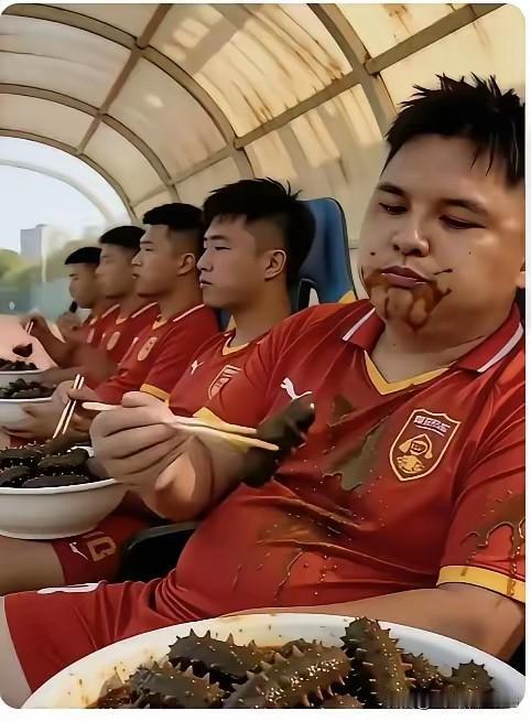 说实话，我很佩服中国足球这些海参队员的，原因有以下几点:一、尽管被人骂成了筛子