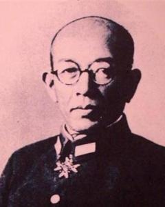 1939年，躺在担架上的是日军少将中村正雄，他的腹部被我军炮弹弹片击中，日军军医