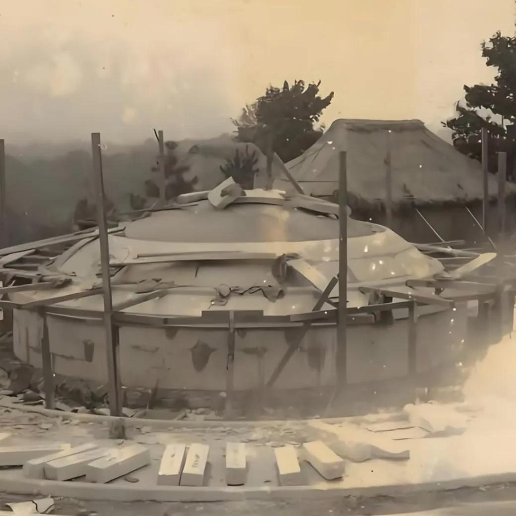 1932年，谭延闿墓修建期间，一张珍贵的留影，他曾促成“蒋宋联姻”，女儿嫁给了陈
