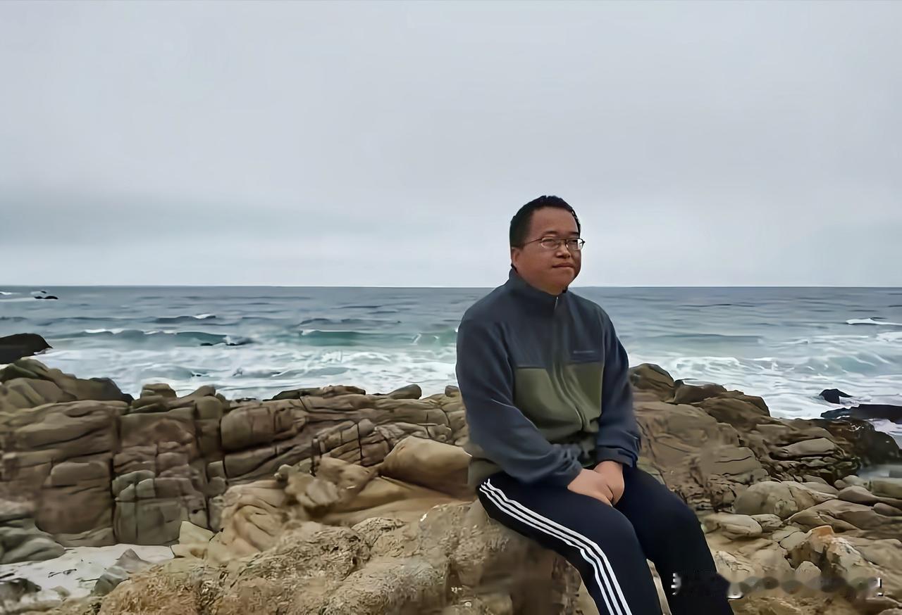 戴了9年电子脚镣，他无罪归国：美国锁住的芯片科学家，终于回家2015年5月1