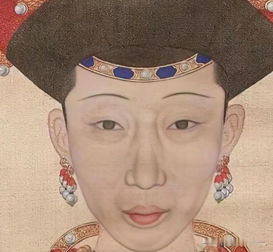 爱新觉罗家族的基因，就是从这个女人开始被带坏了！而这个女人就是大名鼎鼎的令妃。突