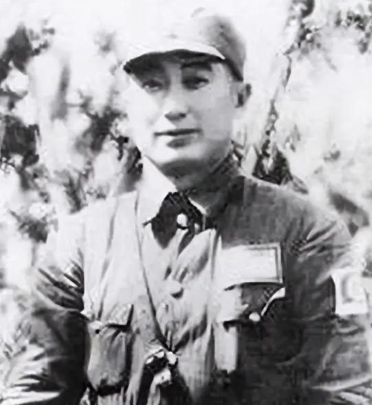 1949年，国民党准备撤离时，戴安澜的遗孀王荷馨接到通知，对方开口就说：“一起走