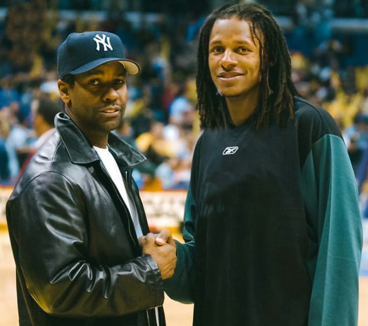 不是，等下，雷阿伦还有披肩发的时候？？？我的观赛搭子NBA​​​