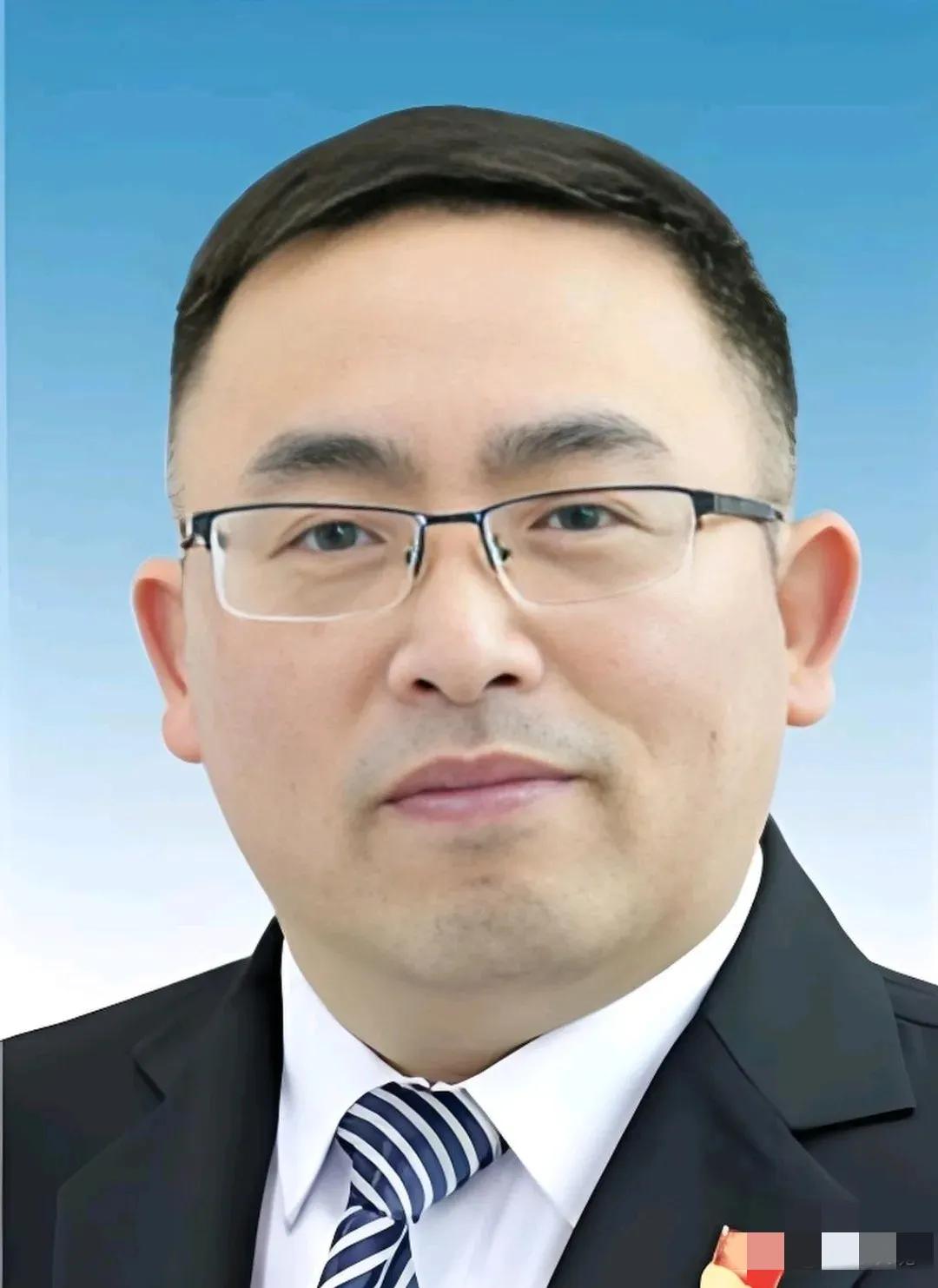 这瓜真是越吃越惊心，网友这波“破案”能力太绝了！原来2001年把那幅《江南春