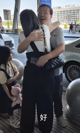 这一次是真正的离别，槿汐大哥已经回天津正式开启工作了，下一次这么齐全的团聚，